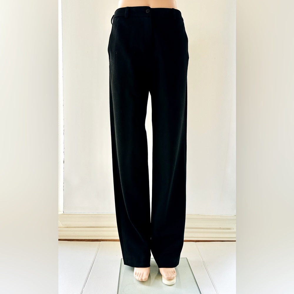 THALIAN black straight leg dress pants. Size 6. Gently worn.